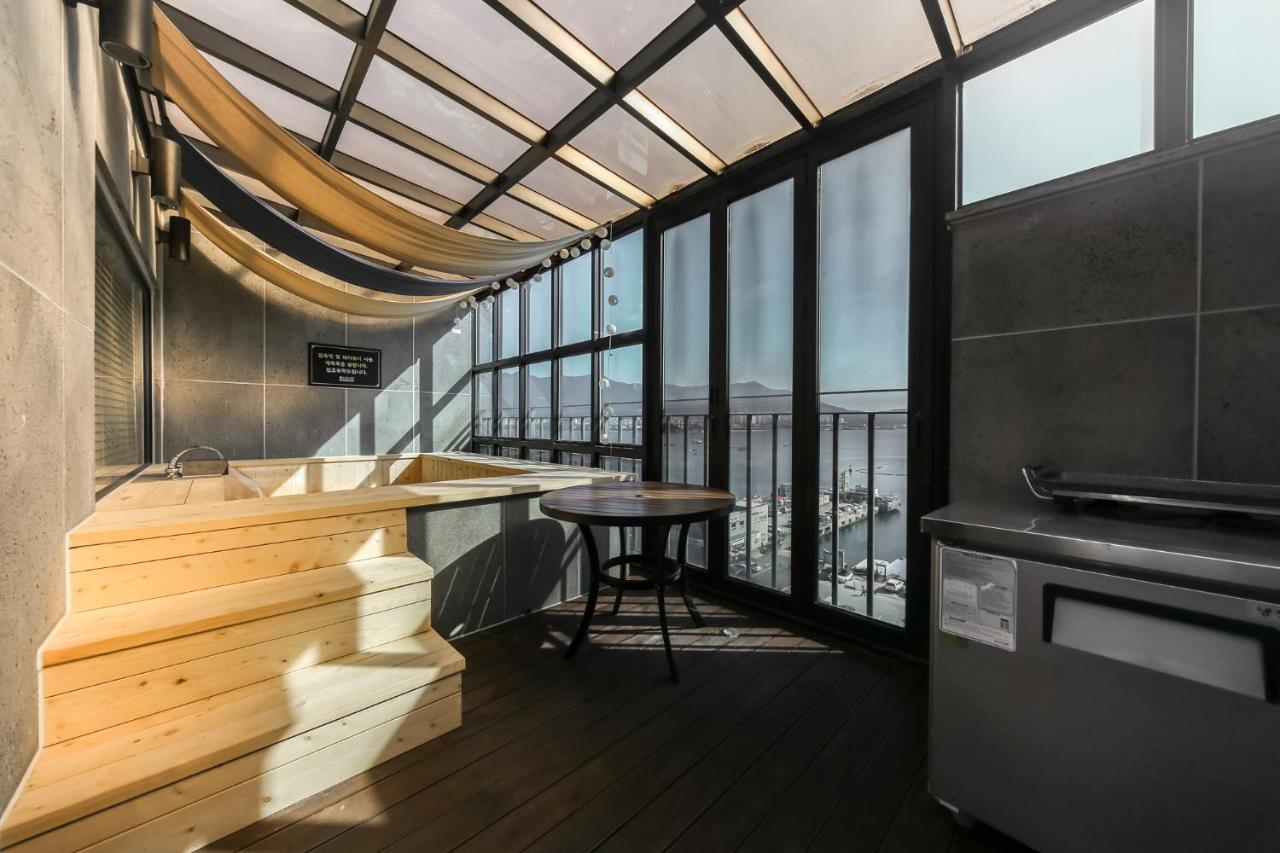 Louis Boutique Hotel Changwon Luaran gambar